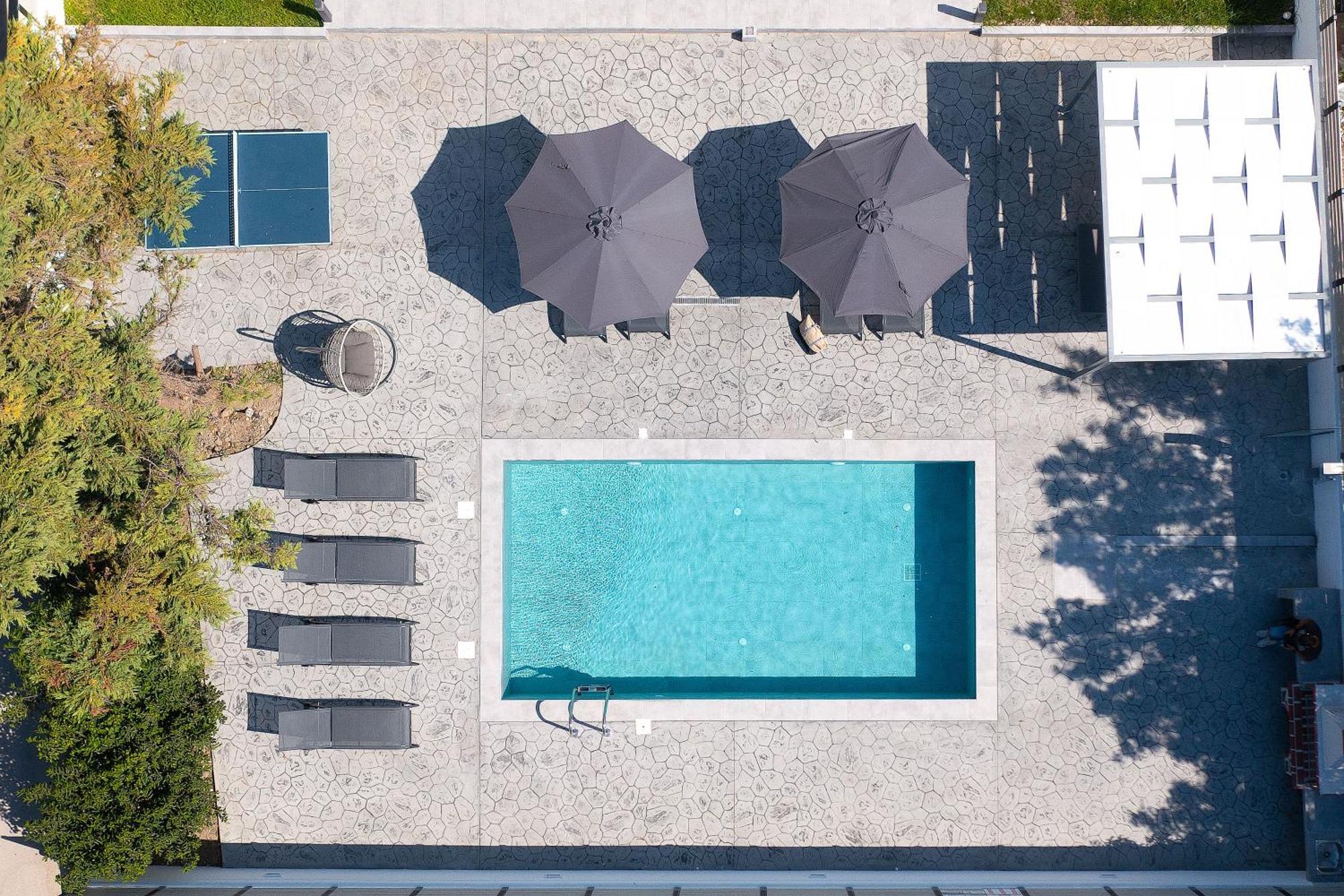 Villa Dana Ixia  Buitenkant foto