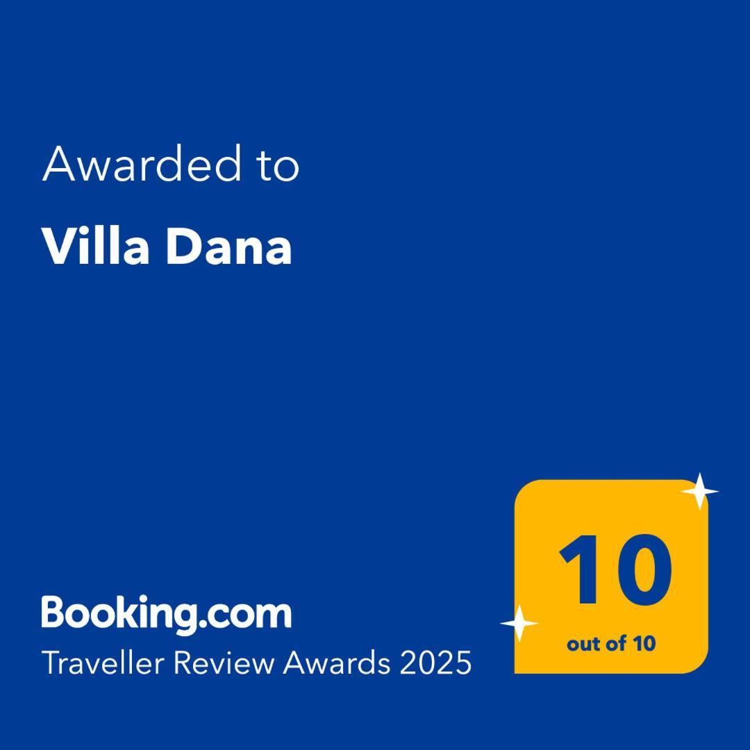 Villa Dana Ixia  Buitenkant foto